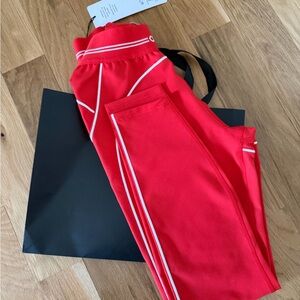 Alo- Airbrush High-Waist 7/8 Heart Throb Legging